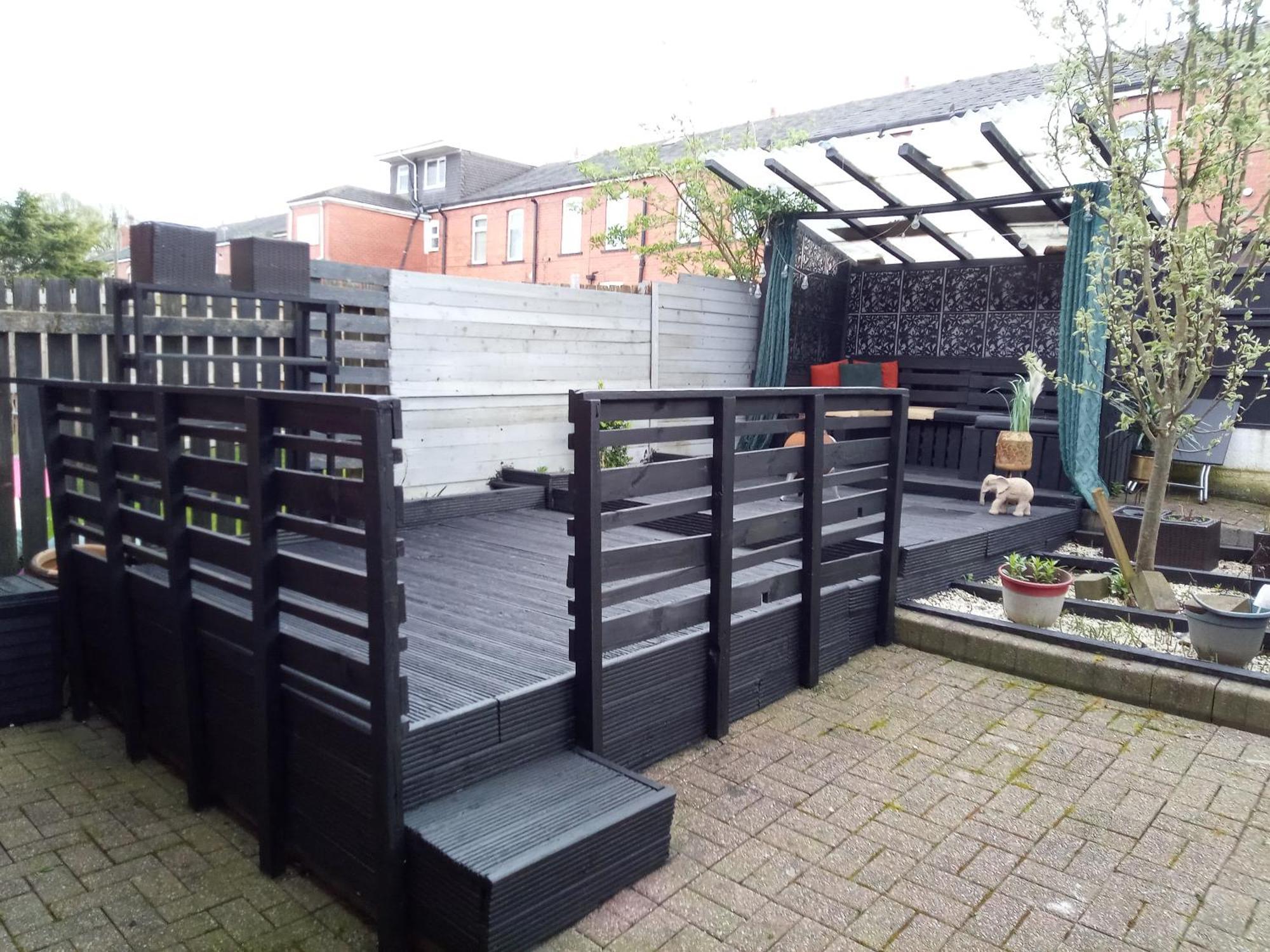 Beautiful 2-Bed House In Bolton With Free Parking Villa Buitenkant foto